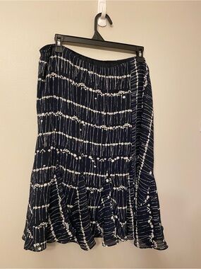 Emma James black and White Patterned Midi Skirt